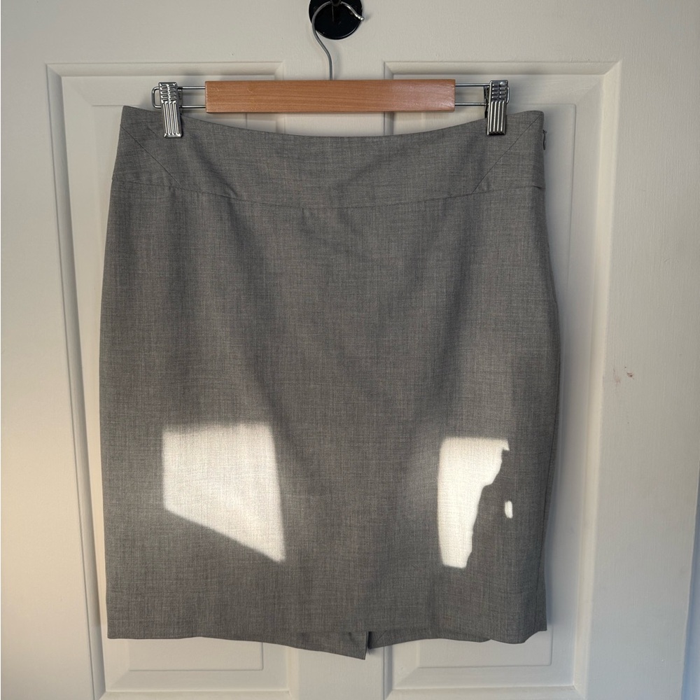 The Limited Classic Gray Pencil Skirt
